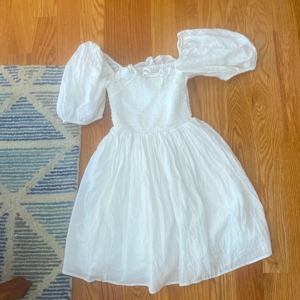 Puff sleeve white mini dress size m from Abercrombie
